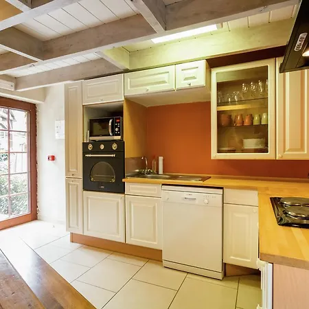 Cozy Holiday In With Sauna And Jacuzzi Sensenruth