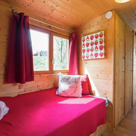Cozy Holiday In With Sauna And Jacuzzi Casa vacanze
