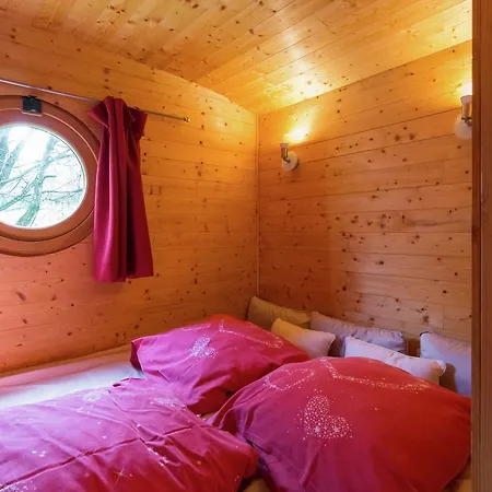 Cozy Holiday In With Sauna And Jacuzzi Casa vacanze Sensenruth